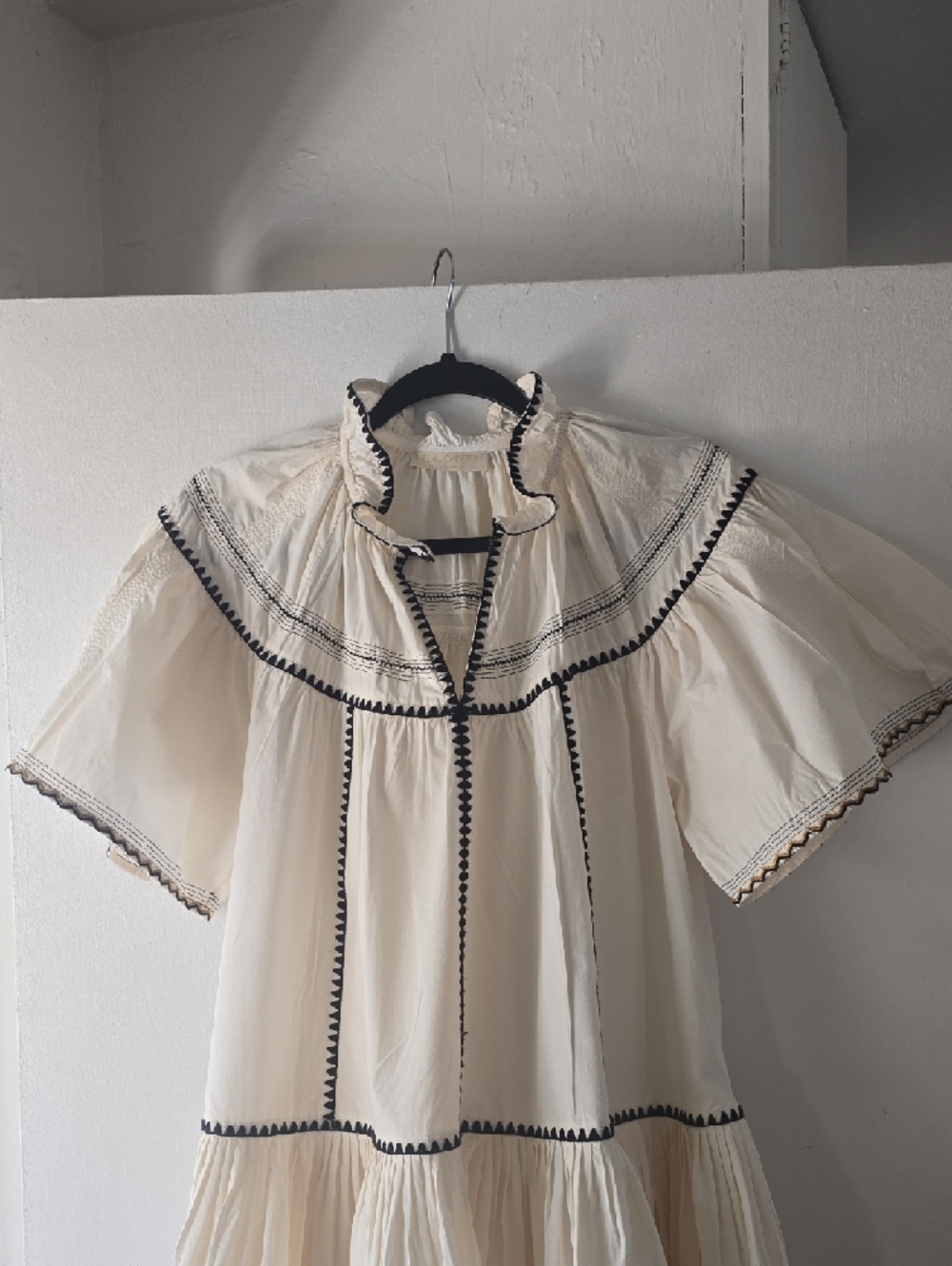 Ulla Johnson Desi Cream Mini Dress with Black Trim - Picture 2 of 7